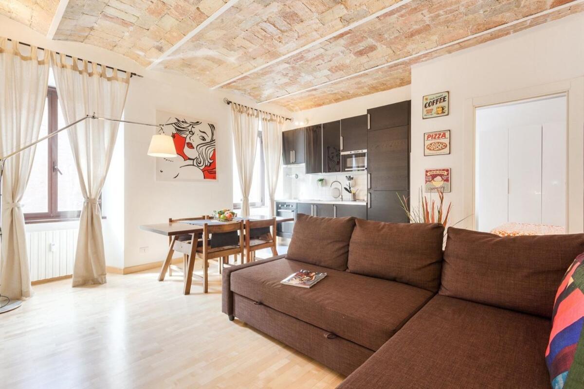 Apartment Pizza & Mandolino *